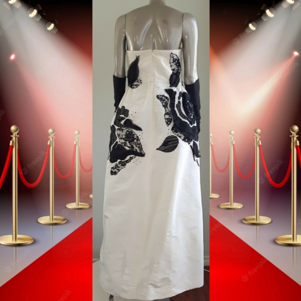 ●*$14,615 OSCAR DE LA RENTA WHITE BLACK BIG FLOWER SILK RUNWAY GOWN US 6 - Picture 7 of 12